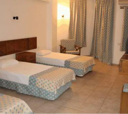 Benna Hotell 3*