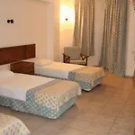 Benna Hotell 3*