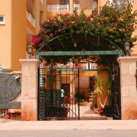 Benna Hotel